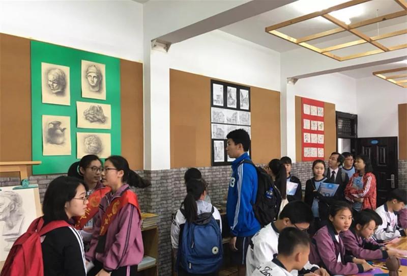 三中三澳門，探索與解析，三中三澳門，深度探索與解析