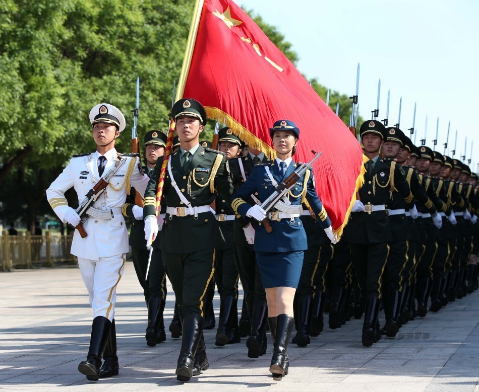 檢閱女兵儀仗隊，榮耀與力量的展現(xiàn)，檢閱女兵儀仗隊，榮耀與力量的璀璨瞬間