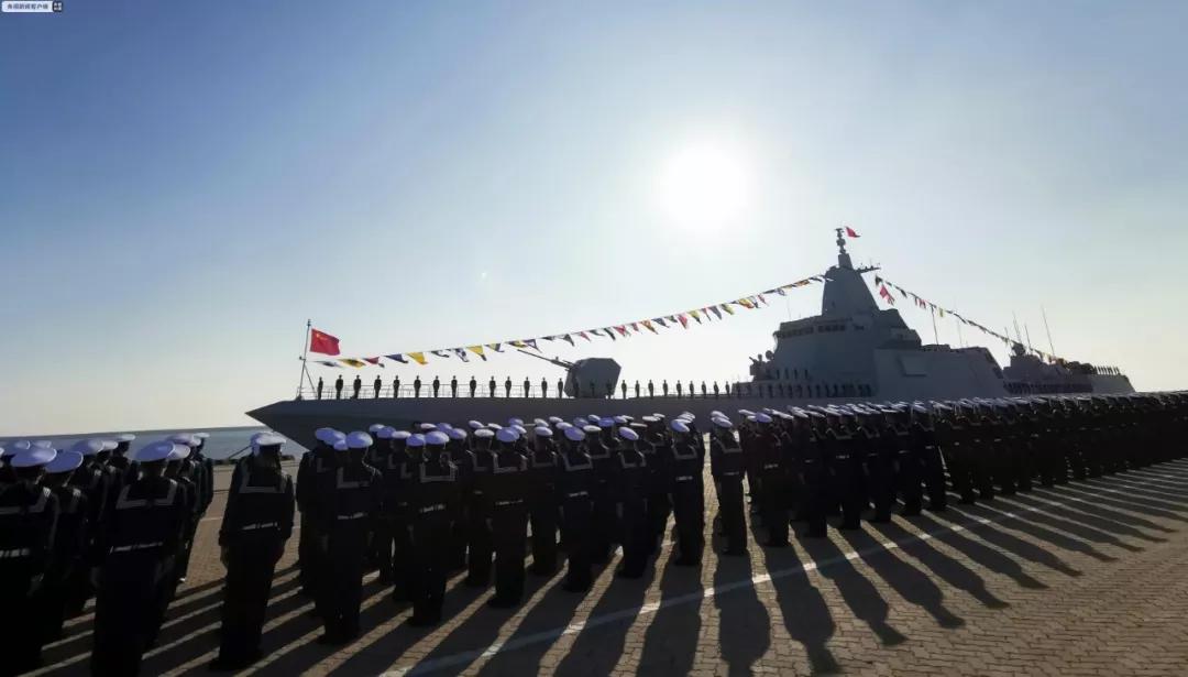 南昌艦艦長(zhǎng)，一位海軍英雄的榮耀與擔(dān)當(dāng)，南昌艦艦長(zhǎng)，海軍英雄的榮耀與擔(dān)當(dāng)之旅
