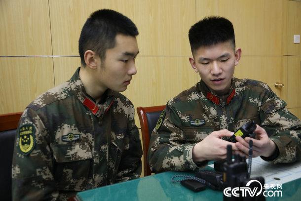 國防軍事頻道大家談，深度探討軍事話題，共筑國防強國夢，國防軍事頻道深度探討，共筑國防強國夢，軍事話題大家談