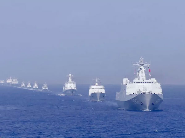 人民海軍成立70周年閱兵，輝煌成就與堅定前行，人民海軍成立70周年閱兵，輝煌成就鑄就，堅定前行展雄姿