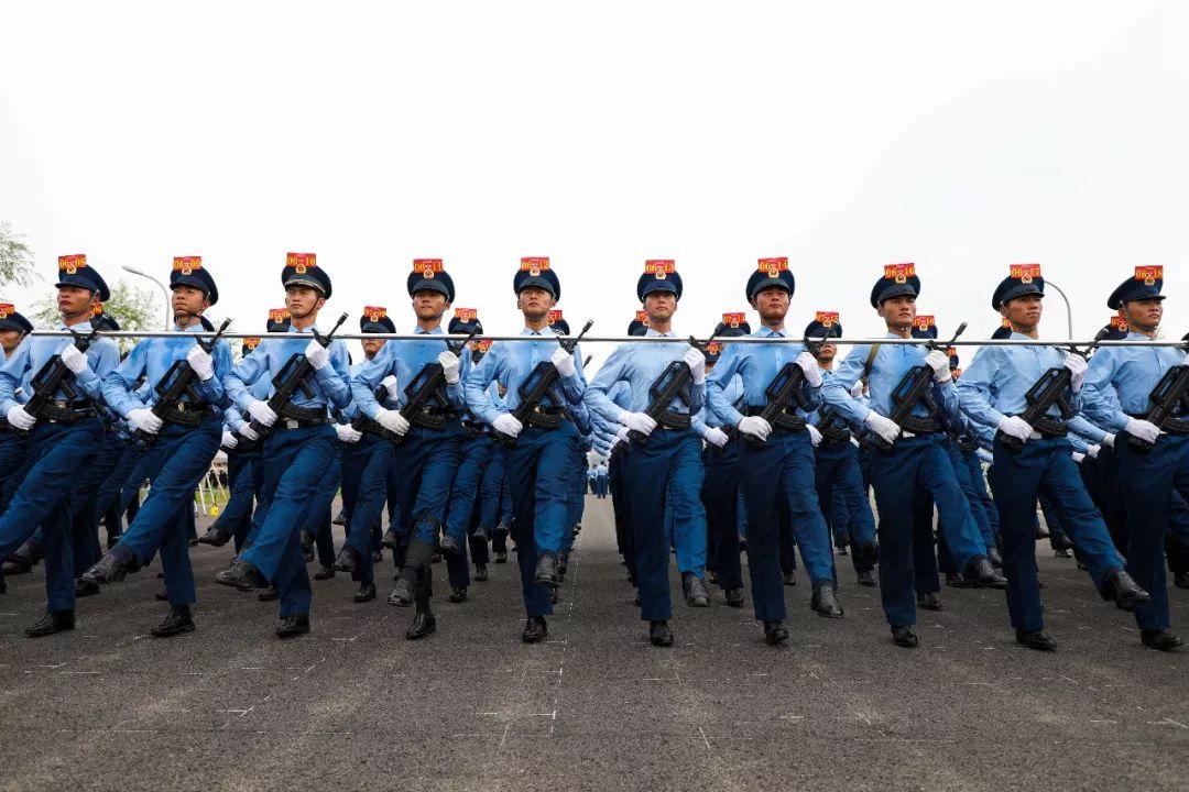 閱兵盛典，2019年的震撼與感動(dòng)——我的觀后感，閱兵盛典的震撼與感動(dòng)，我的觀后感回顧與展望（2019年）