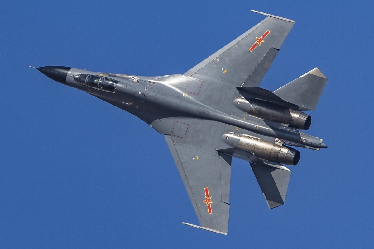 殲-11戰(zhàn)斗機(jī)深度解析資料，殲-11戰(zhàn)斗機(jī)深度解析與性能探討