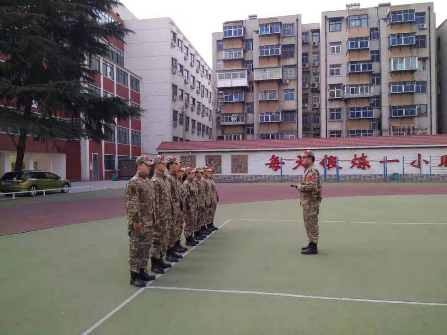 半軍事化管理學(xué)校，理念與實(shí)踐，半軍事化管理學(xué)校的理念與實(shí)踐探索
