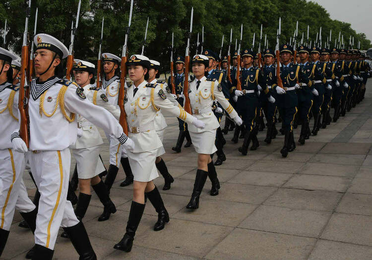 女兵儀仗隊(duì)
