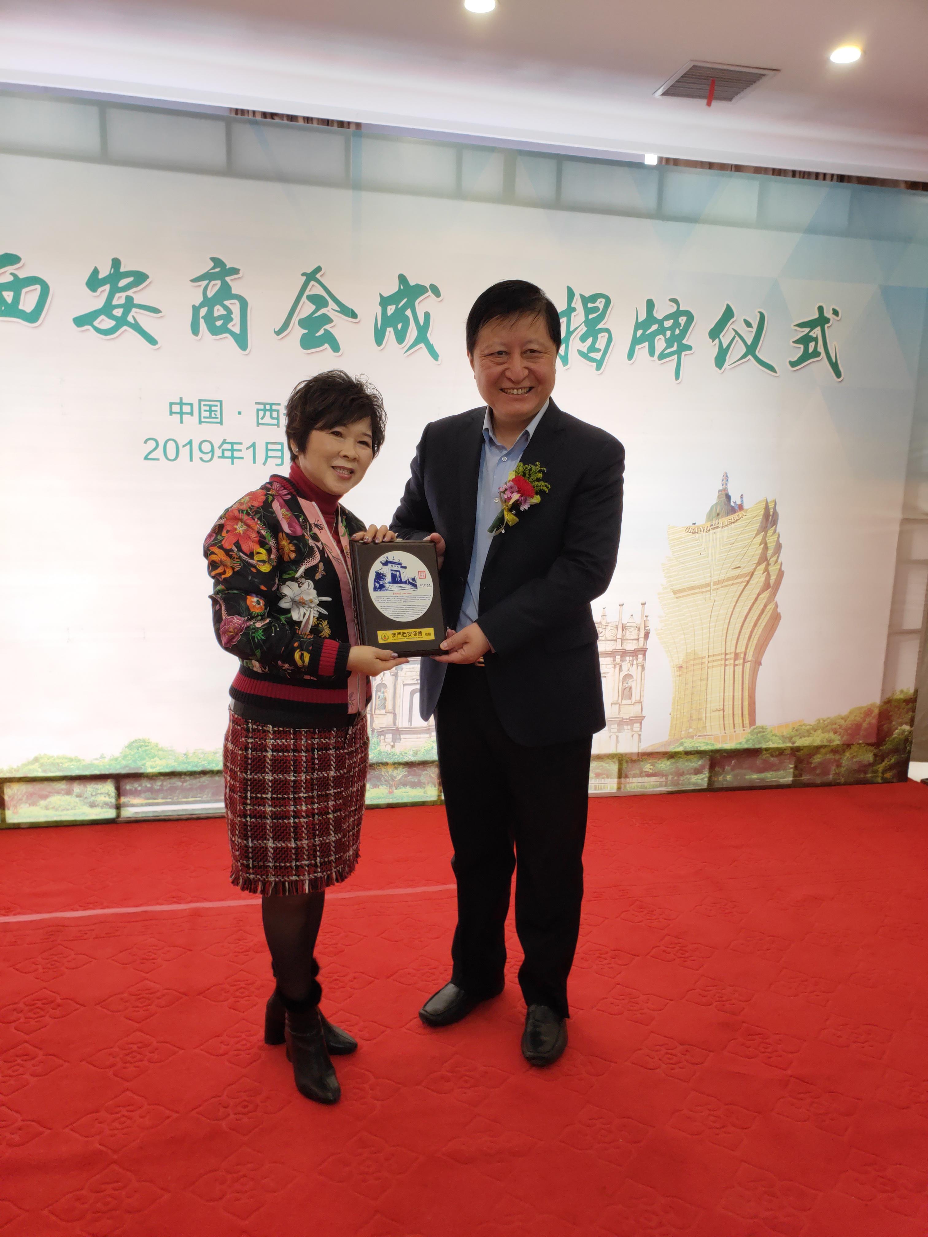 澳門一肖100準(zhǔn)免費(fèi)——揭秘彩票背后的秘密，澳門彩票揭秘，一肖預(yù)測背后的真相