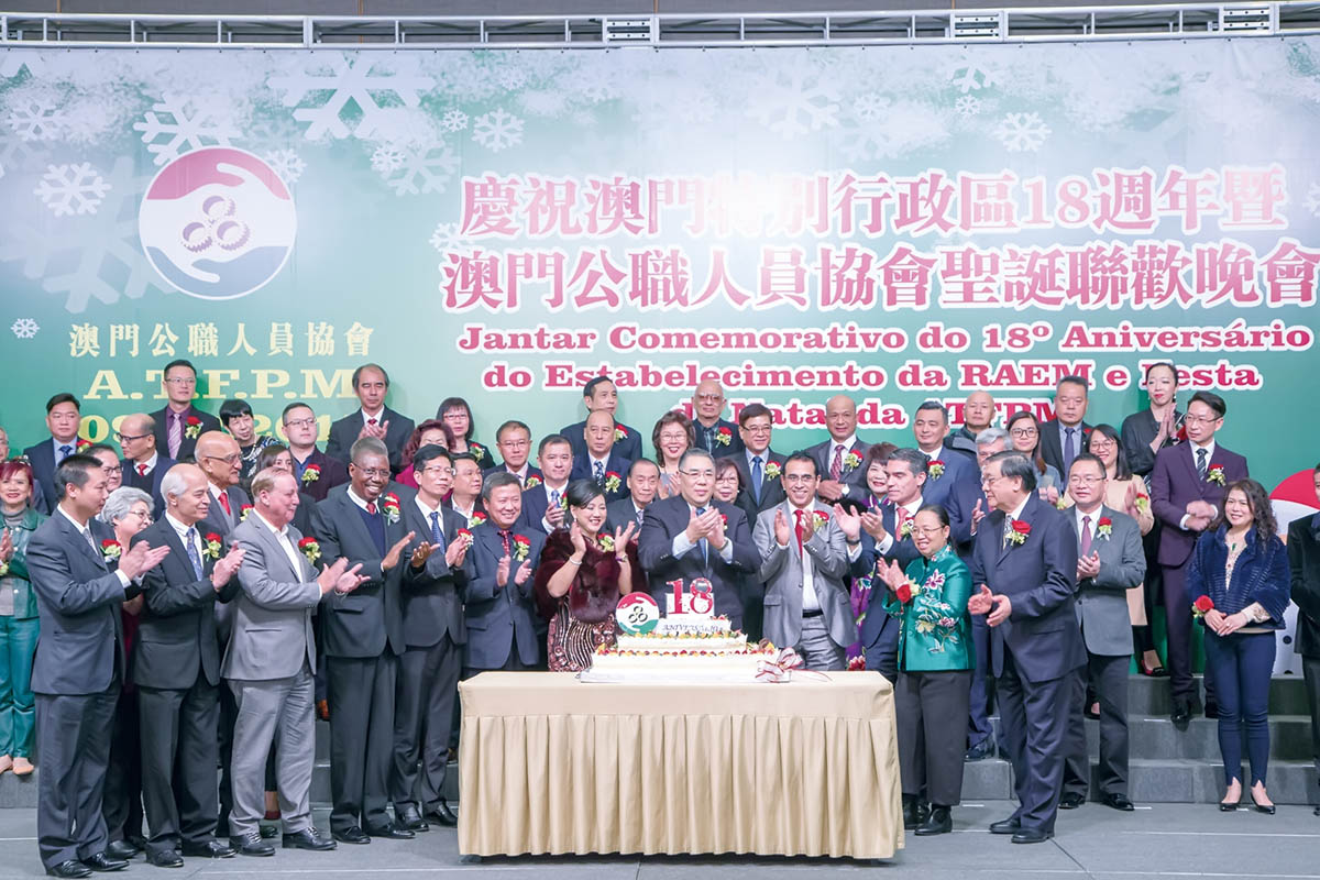 澳門掛牌正版掛牌，探索其背后的意義與價(jià)值，澳門正版掛牌背后的意義與價(jià)值探索
