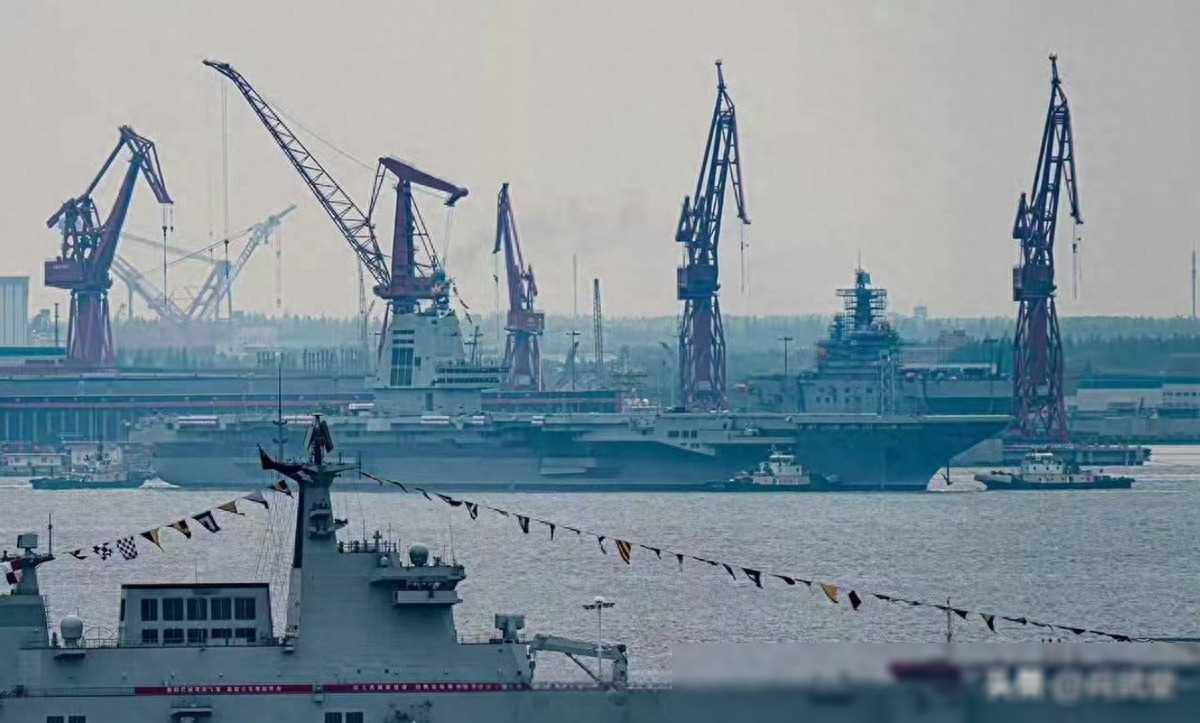 關(guān)于我國(guó)海軍新戰(zhàn)艦076型艦的最新建造消息，我國(guó)海軍新戰(zhàn)艦076型艦建造進(jìn)展揭秘