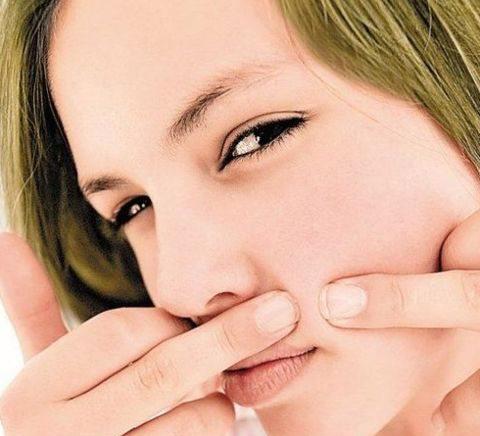 如何有效去除臉上的痘痘和痘印——全方位指南，全方位指南，如何有效去除臉部痘痘與痘印的方法