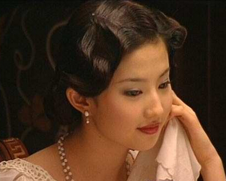 揭秘劉亦菲421事件，真相究竟如何？，劉亦菲421事件真相揭秘