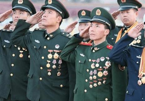 軍士長是什么級別？深入了解軍士長的職責(zé)與地位，軍士長的職責(zé)與地位，揭秘軍士長的級別與角色