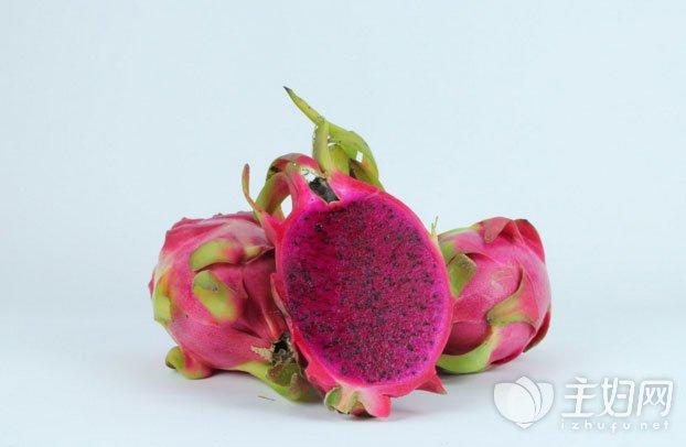 火龍果的營養(yǎng)價值與健康益處，吃火龍果有什么好處和功效，火龍果的營養(yǎng)價值與健康益處，健康吃果，火龍果的益處與功效全解析