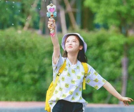 楊超越個人資料及家庭背景深度解析，楊超越個人資料與家庭背景全面揭秘