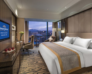 青島酒店預(yù)訂攻略，輕松預(yù)訂心儀住宿，享受海濱城市之旅，青島酒店預(yù)訂攻略，輕松預(yù)訂心儀住宿，暢游海濱城市