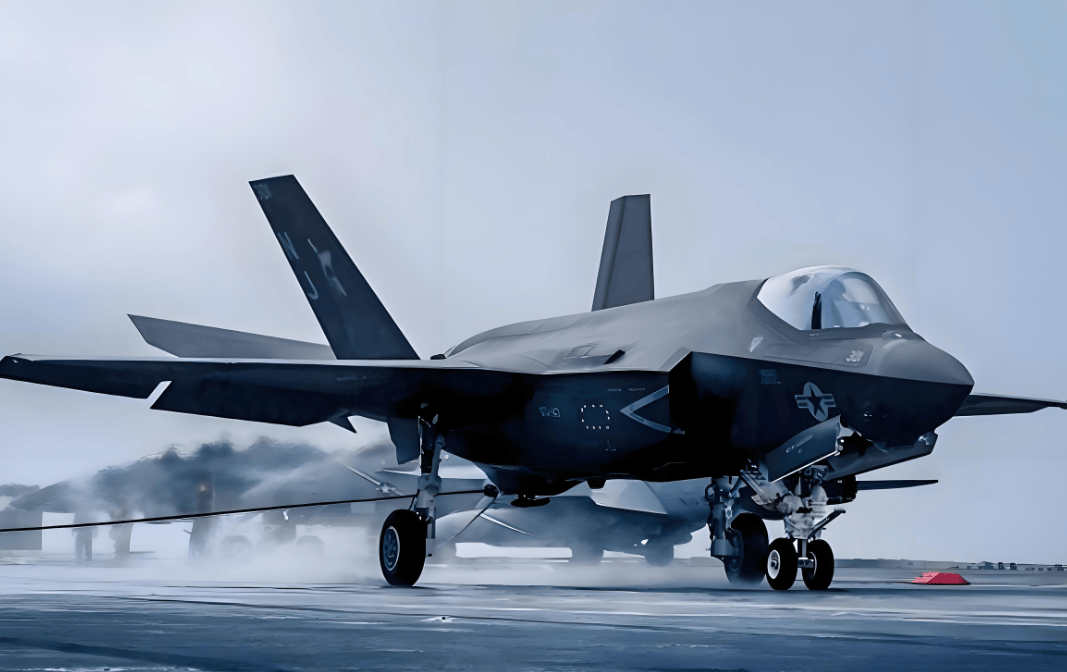揭秘殲-30戰(zhàn)斗機(jī)的先進(jìn)技術(shù)與獨(dú)特優(yōu)勢(shì)，揭秘殲-30戰(zhàn)斗機(jī)的尖端科技與獨(dú)特優(yōu)勢(shì)